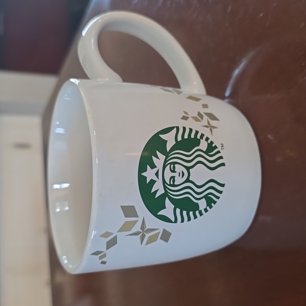 Starbucks 2013 Starbucks Holiday Mug - Picture 1 of 6